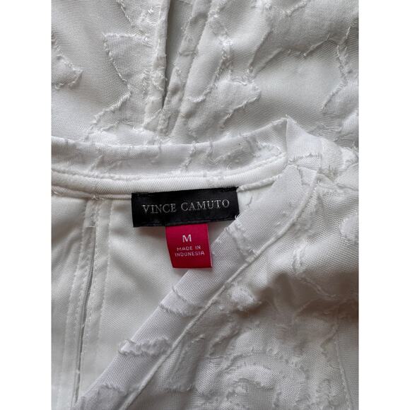 VINCE CAMUTO Women's Ultra White Textured Keyhole Back Sleeveless Top Size M - Picture 6 of 7